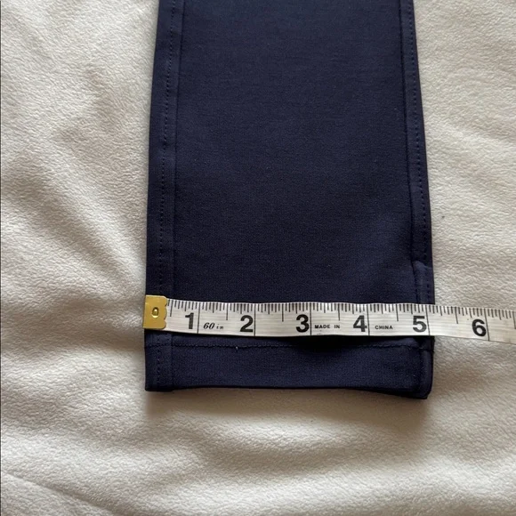 Lululemon pull-on pants - Picture 11 of 11